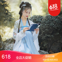 純色小短裙，讓你變身女神主角