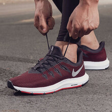 耐克（NIKE）跑步鞋942836-008 藍/灰 