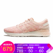 透氣減震系帶跑鞋，讓運(yùn)動(dòng)更舒適