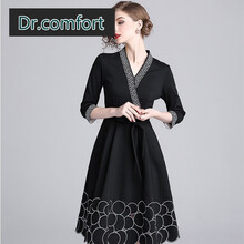 dr.comfort 純色 刺繡，拼接，拉鏈，鏤空 連衣裙