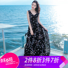甜美黑色連衣裙V領(lǐng)
