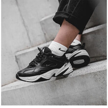 耐克Nike跑步鞋AV4789-002黑色 