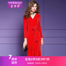復古絲絨連衣裙，打造優(yōu)雅好身材