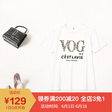 俏皮女孩，牛仔半身裙秀性感
