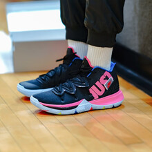 耐克（NIKE）籃球鞋黑粉炫彩糖果AO2919-003 