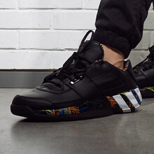 阿迪達(dá)斯（Adidas）籃球鞋G54681 42