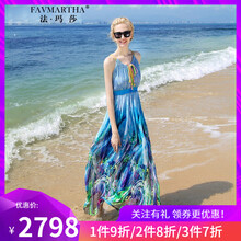 時(shí)尚小胸裙，打造優(yōu)雅女人味