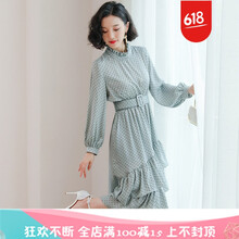純色燈籠袖，打造優(yōu)雅女神范