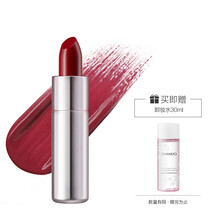 滋潤唇膏，讓你遠(yuǎn)離干裂困擾