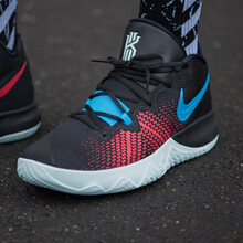 耐克（NIKE）籃球鞋AJ1935-002歐文4代簡(jiǎn)版黑灰 42