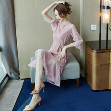 純色吊帶裙，打造你的小仙女