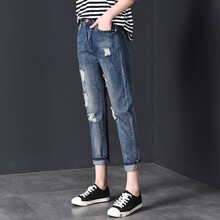 性感女神，高腰九分褲顯瘦