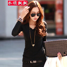 衣領(lǐng)飄飄  短袖 T恤 女 V領(lǐng)