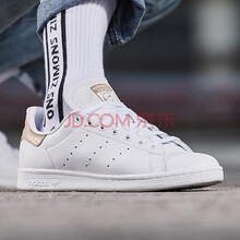 Adidas板鞋B41476 