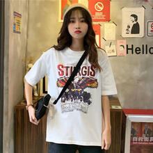 時(shí)尚印花短袖，打造個(gè)性少女風(fēng)