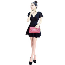 純色長袖連衣裙，打造氣質(zhì)小仙女
