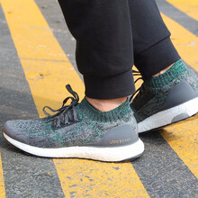 阿迪達(dá)斯（Adidas）跑步鞋DA9165 36，37，38，41，42，43