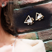 歐美三角水晶耳環(huán)