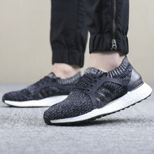 adidas女士氣墊鞋