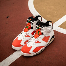 耐克（NIKE）籃球鞋384664-145（佳得樂） 40