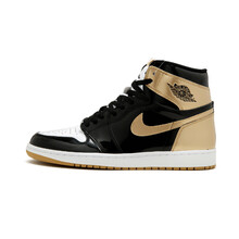 NIKE籃球鞋黑金腳趾 