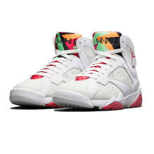 NIKE籃球鞋兔八哥304775-125 