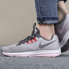 耐克（NIKE）跑步鞋898485-010 灰/北極粉 36