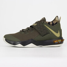 耐克（NIKE）籃球鞋AH7580-300 使節(jié)10 42