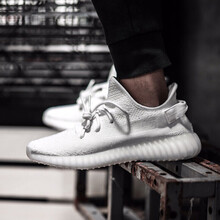 阿迪達斯（Adidas）跑步鞋純白配色CP9366 39