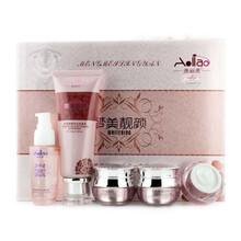 嬌嬋（JIAOCHAN）套裝/禮盒控油平衡，細致毛孔，保濕，深層清潔，補水