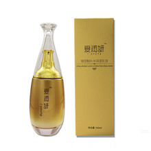 敷爽膚水