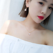 軟妹耳環(huán)