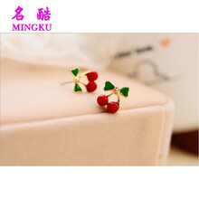 櫻桃蝴蝶結(jié)耳釘