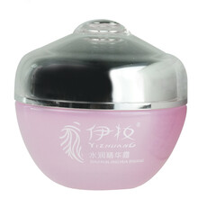 保濕滋潤面霜，讓肌膚水嫩不傷眼