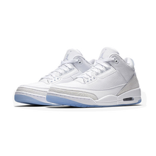 耐克（NIKE）籃球鞋爆裂紋白貓136064-111 