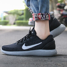 耐克（NIKE）跑步鞋2018年新款904716-001 36
