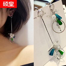 同款水晶耳環(huán)