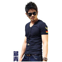 卡祿奴 短袖 男士T恤 藏青色. 