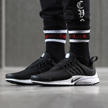 耐克（NIKE）跑步鞋運(yùn)動(dòng)休閑848187-009輕便跑步 39