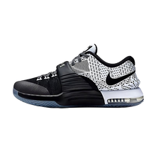 耐克（NIKE）籃球鞋744699-010  黑人月 40
