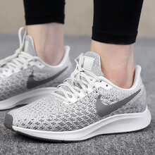 耐克（NIKE）跑步鞋942855-004 42