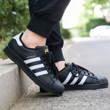 阿迪達斯（Adidas）板鞋B27140  