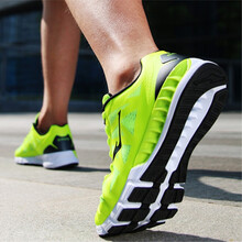 復古系帶跑鞋，讓你的健康更舒適