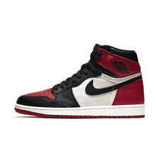 NIKE籃球鞋黑紅腳趾 