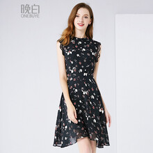 ONE BUYE 碎花 拼接，印花，蕾絲 連衣裙