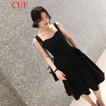 CUF 純色 口袋，露背，褶皺 連衣裙