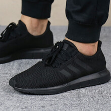 Adidas跑步鞋AQ0863 