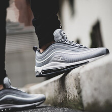 耐克（NIKE）跑步鞋918356-007 銀灰/AIR MAX 97 