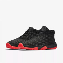 aj11低幫黑紅