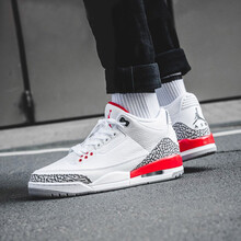 耐克（NIKE）籃球鞋颶風(fēng)白水泥男136064-116 44